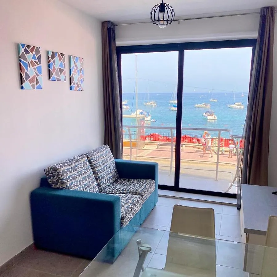 F1 - Modern Two Bedrooms Flat Sea View, St Julians San Giuliano